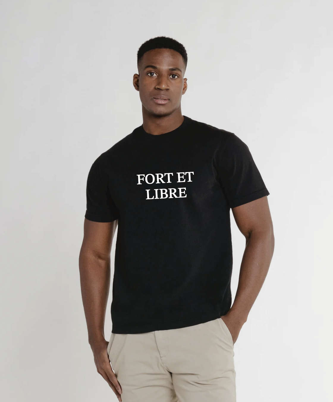 Fort et libre Tee